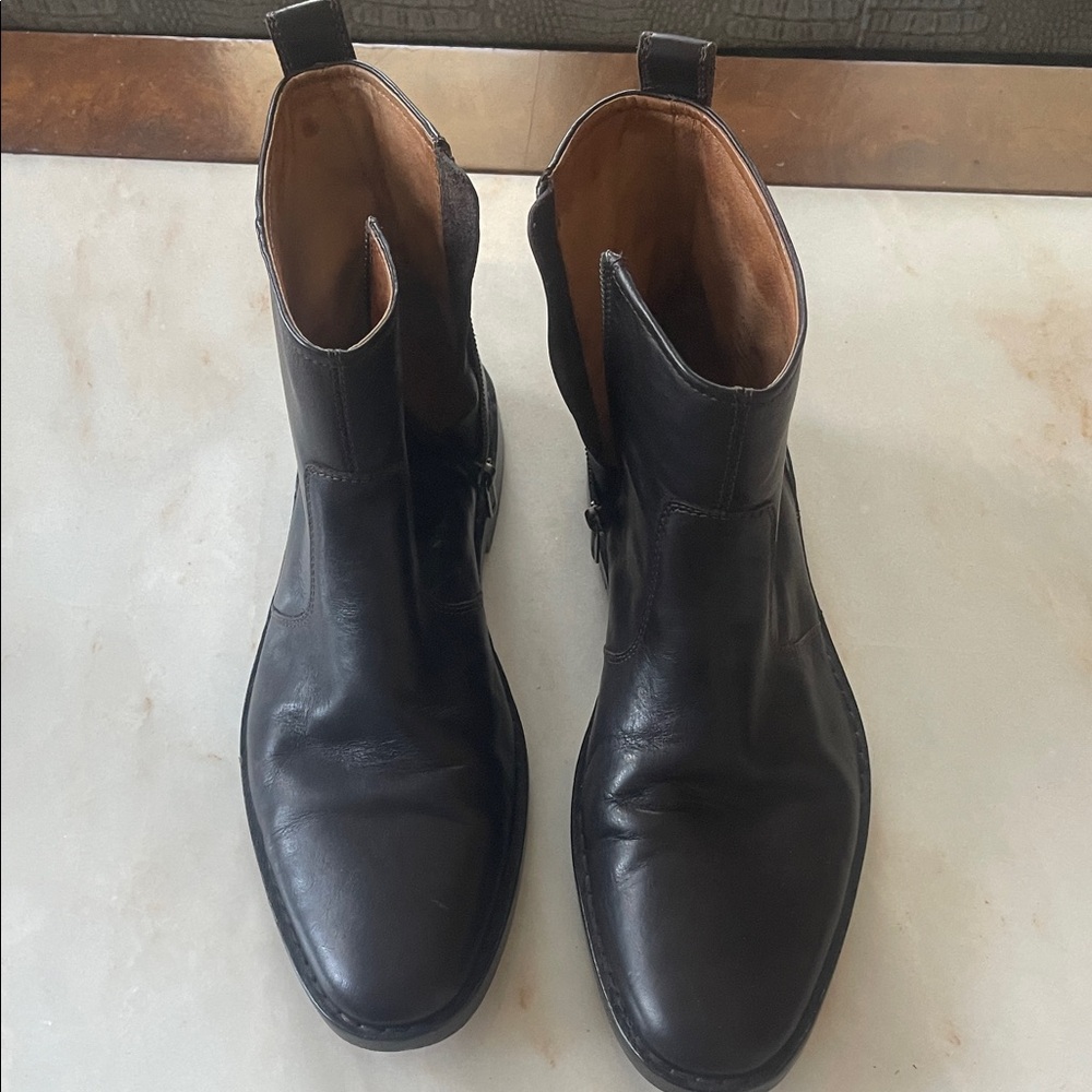 Coach Men's dark brown Leather Chelsea Boots with Side Zip